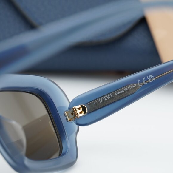 Loewe LW40158F 84E Rectangle Sunglasses – Blue\\Brown main image 8